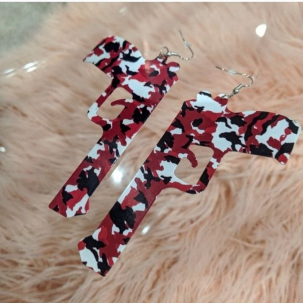 ❗ CLEARANCE ❗ Mix Pistol Camouflage Hammered Metal Earrings Orange Red Pistols - Picture 7 of 10